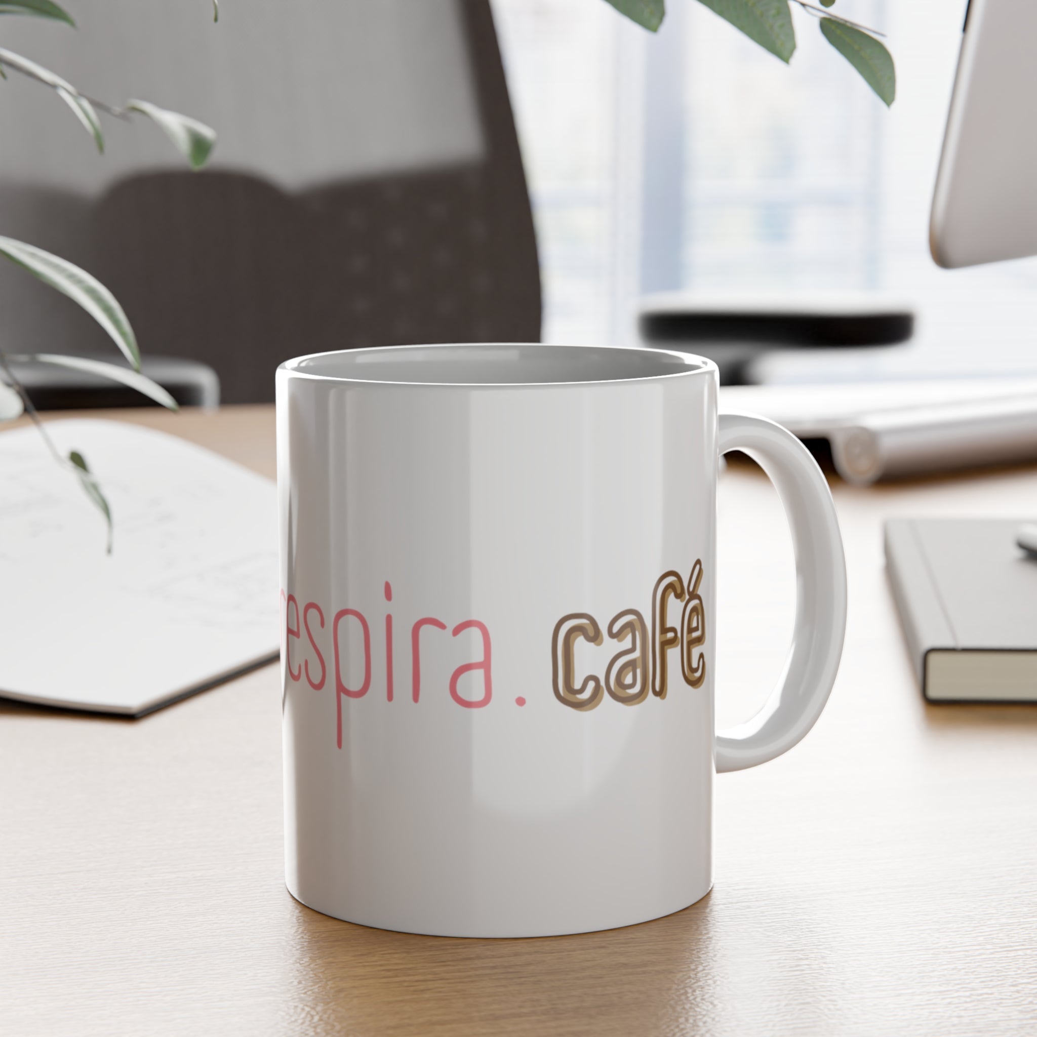 Detente. Respira. Cafe - taza de ceramica - Frase positiva (11oz) - Papeles Verdes
