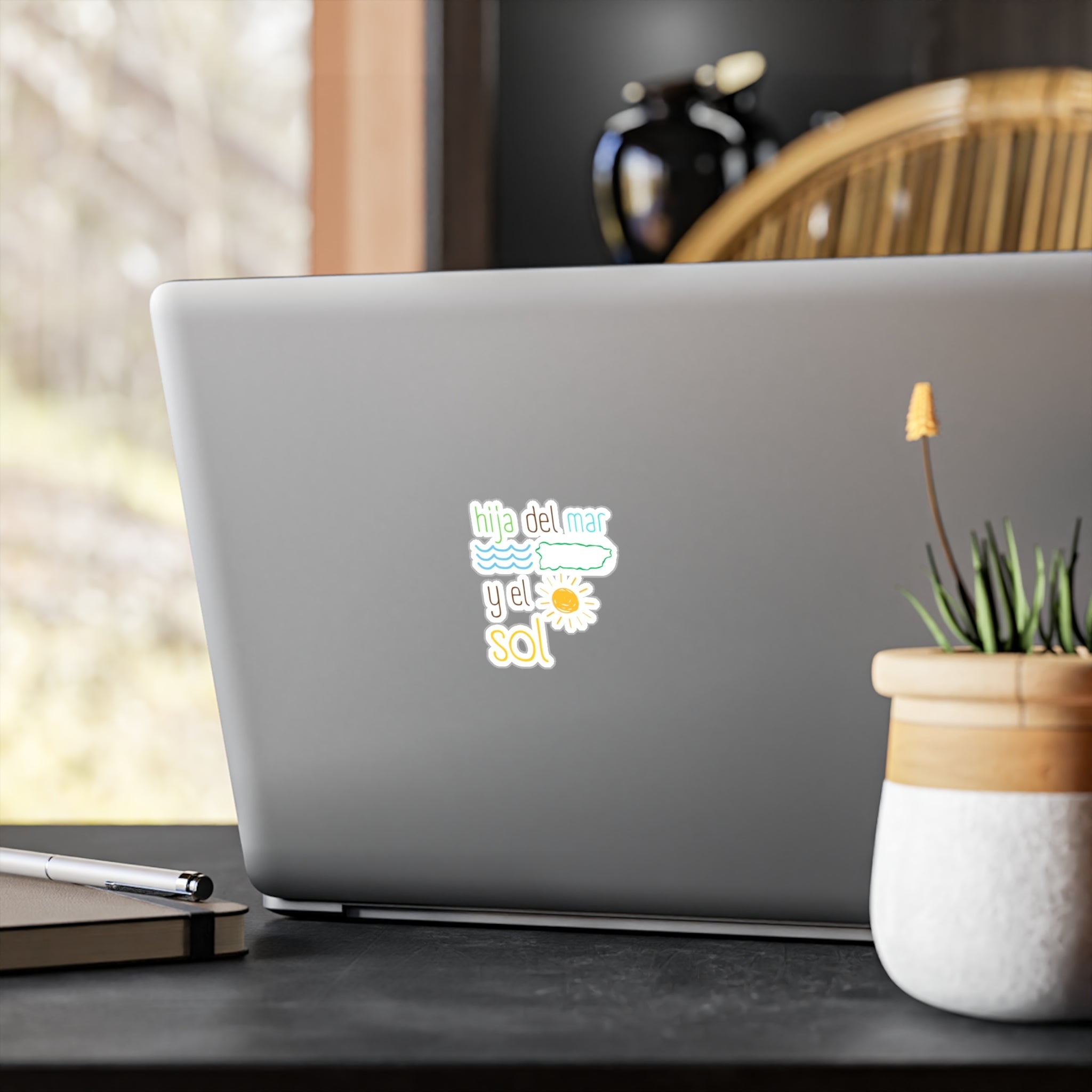 Sticker Vinyl Decal — "Hija del Mar y el Sol" Puerto Rico Beach Sticker - Papeles Verdes